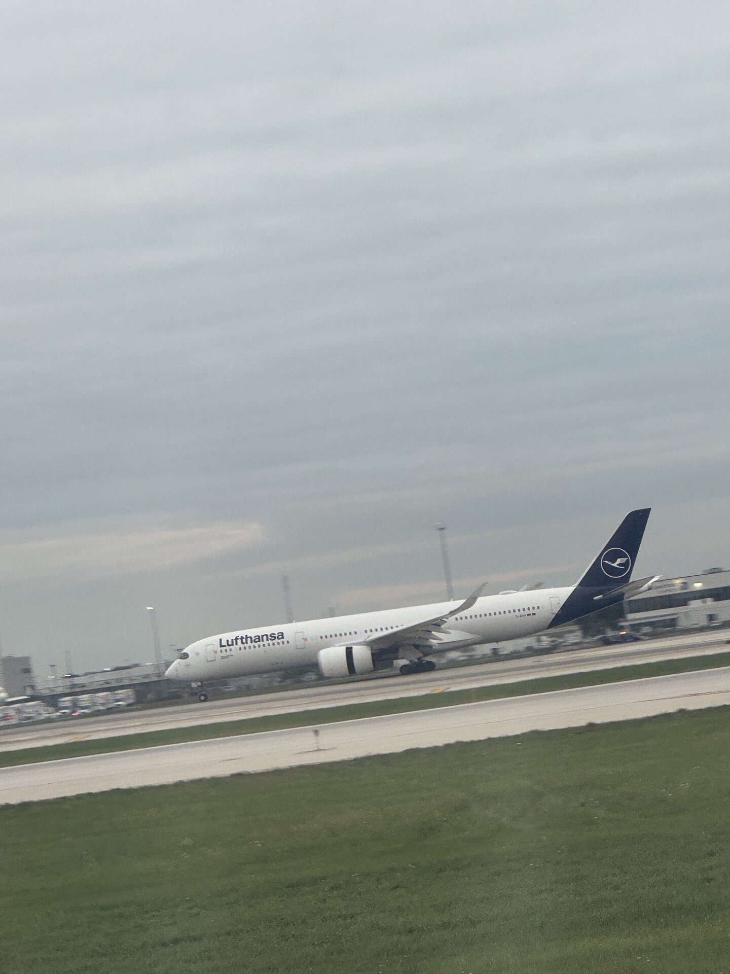 Airbus A350-900