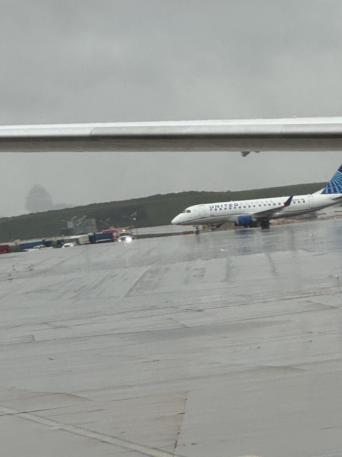 Embraer ERJ-175 (E175)