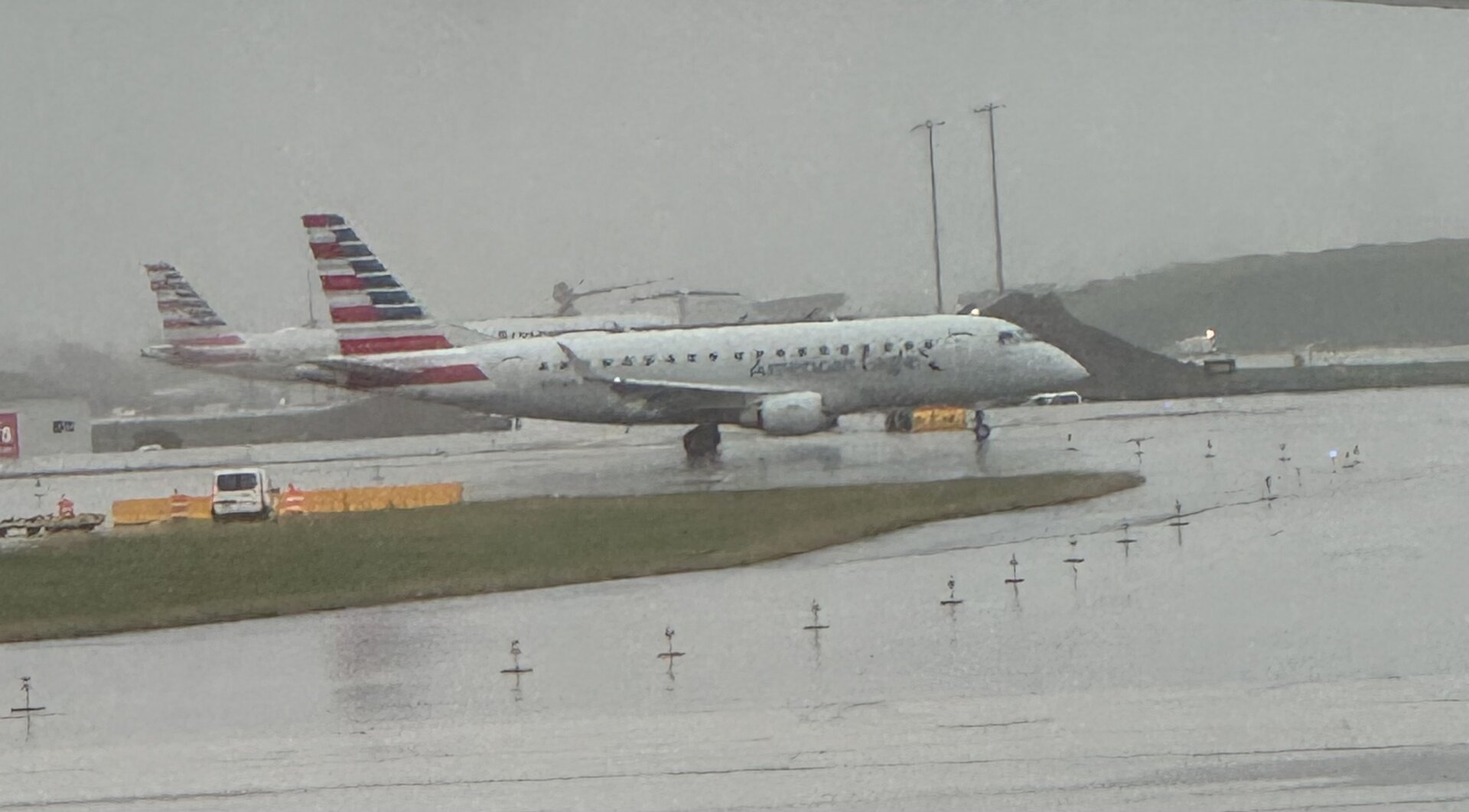 Embraer E170 (Embraer 170)