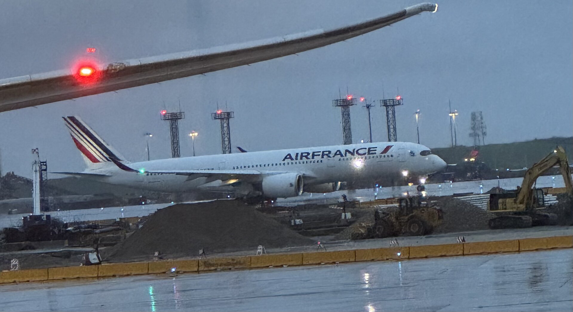 Airbus A350-900