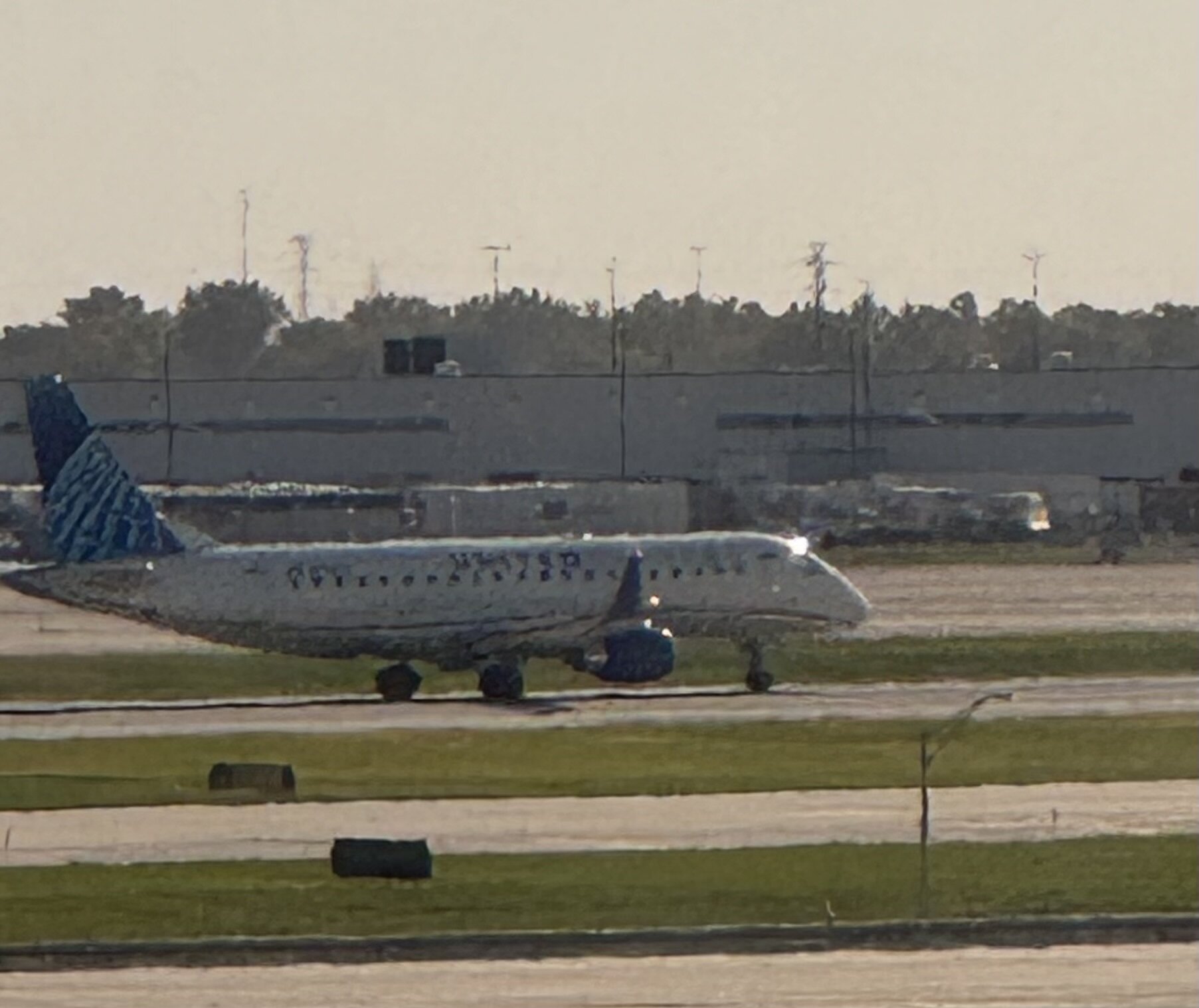 Embraer ERJ-175