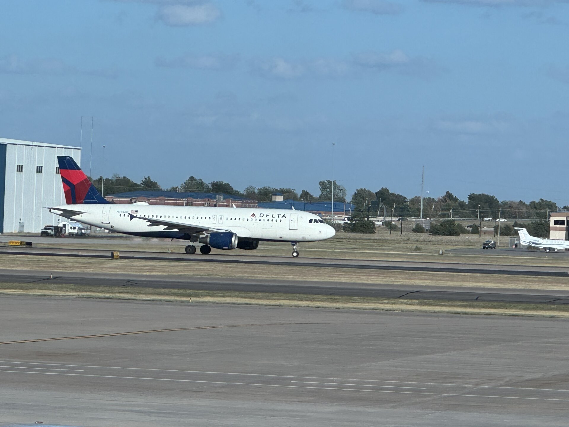 Airbus A320-212