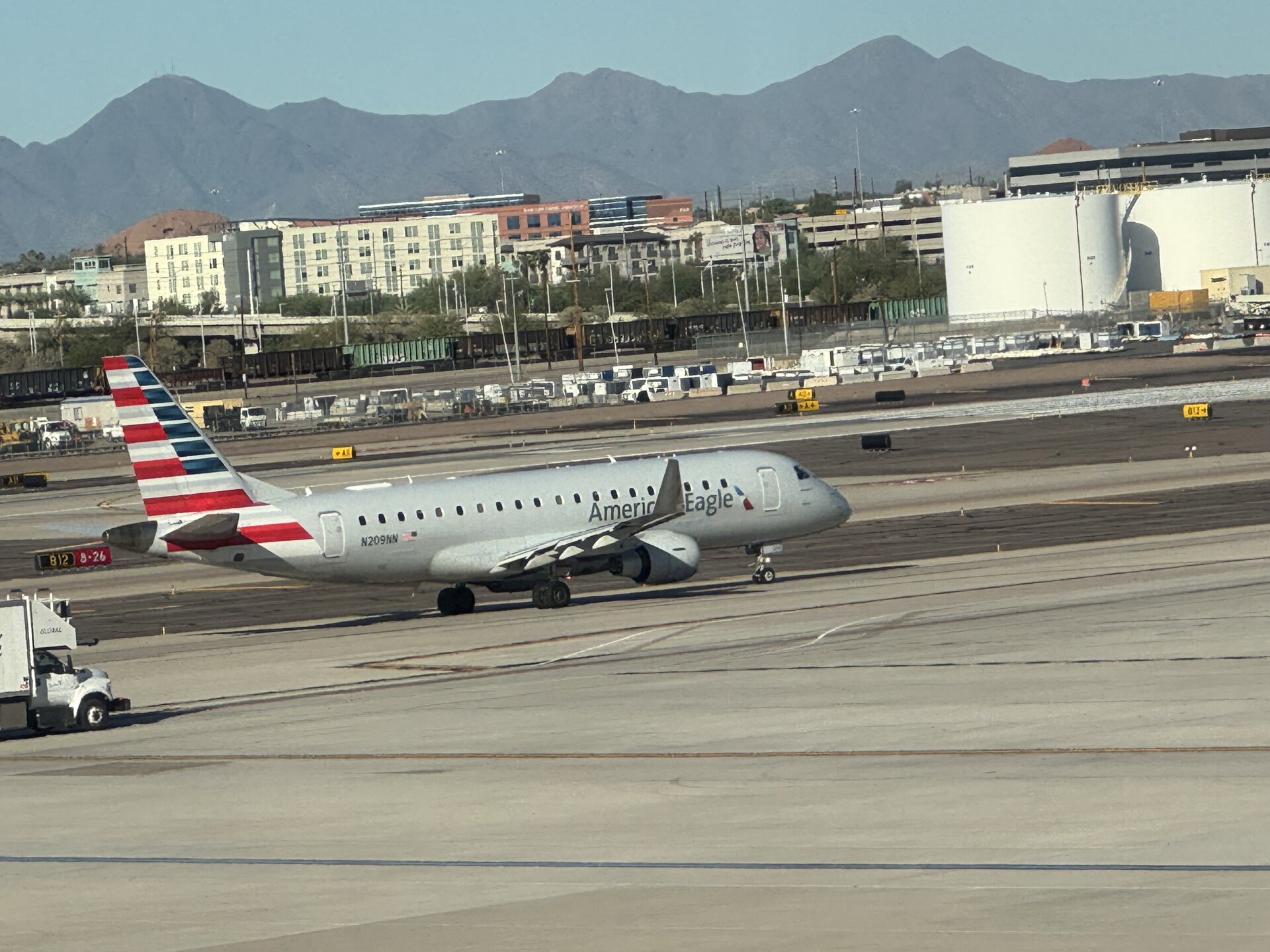 Embraer ERJ-175LR