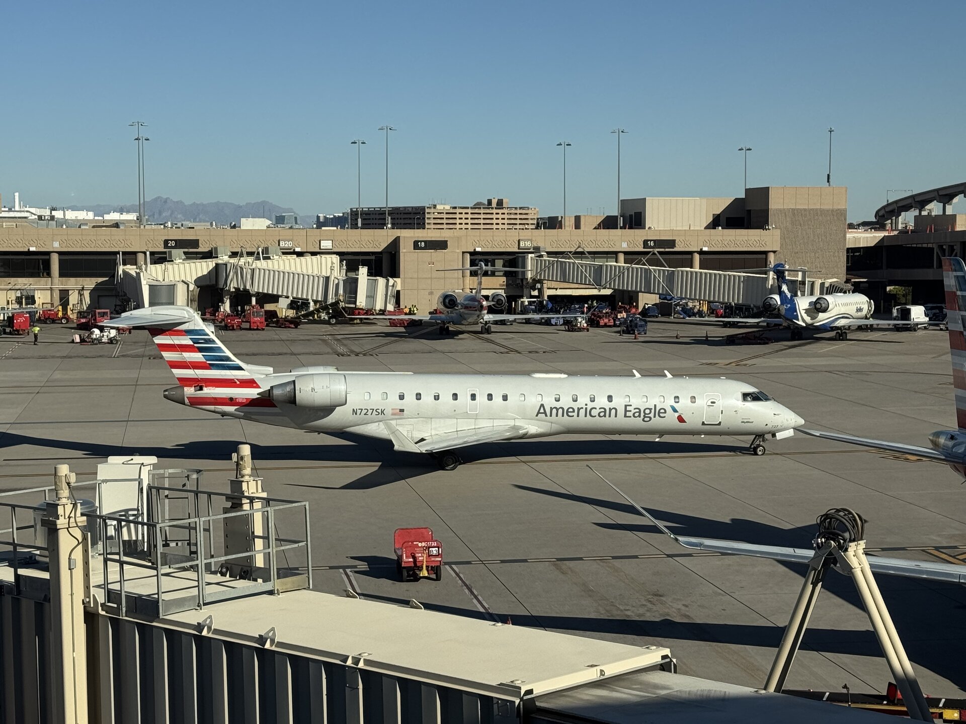 Embraer ERJ 175