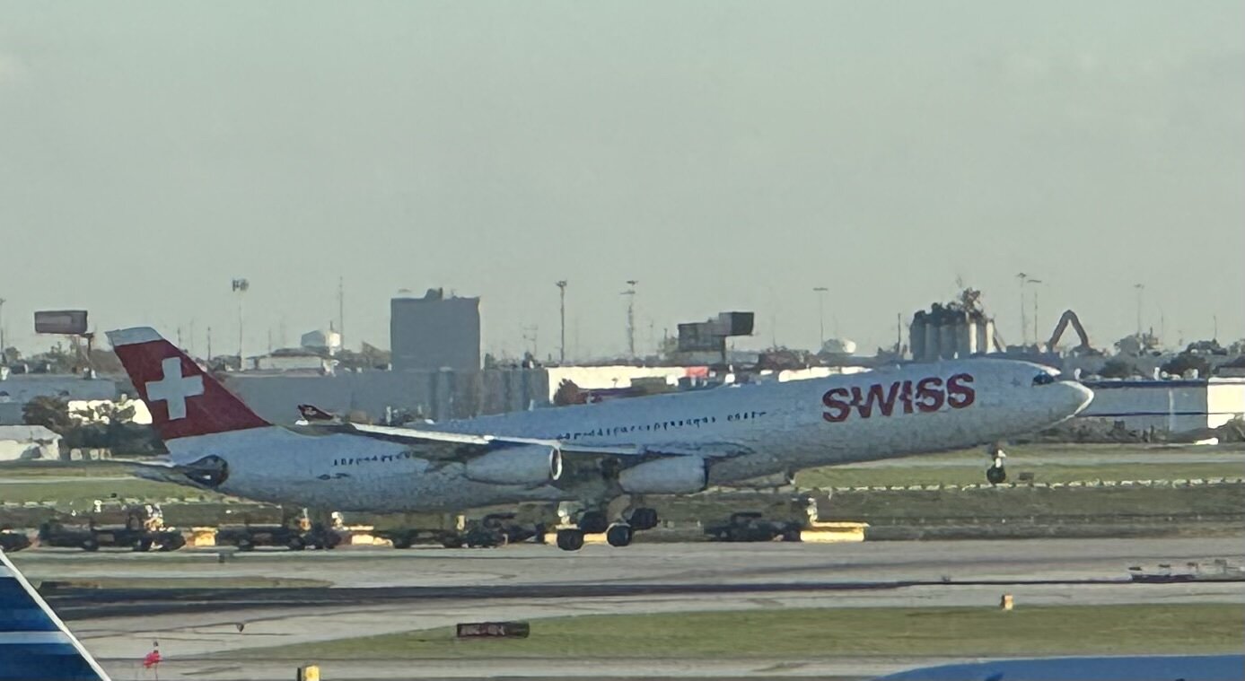 Airbus A340-300