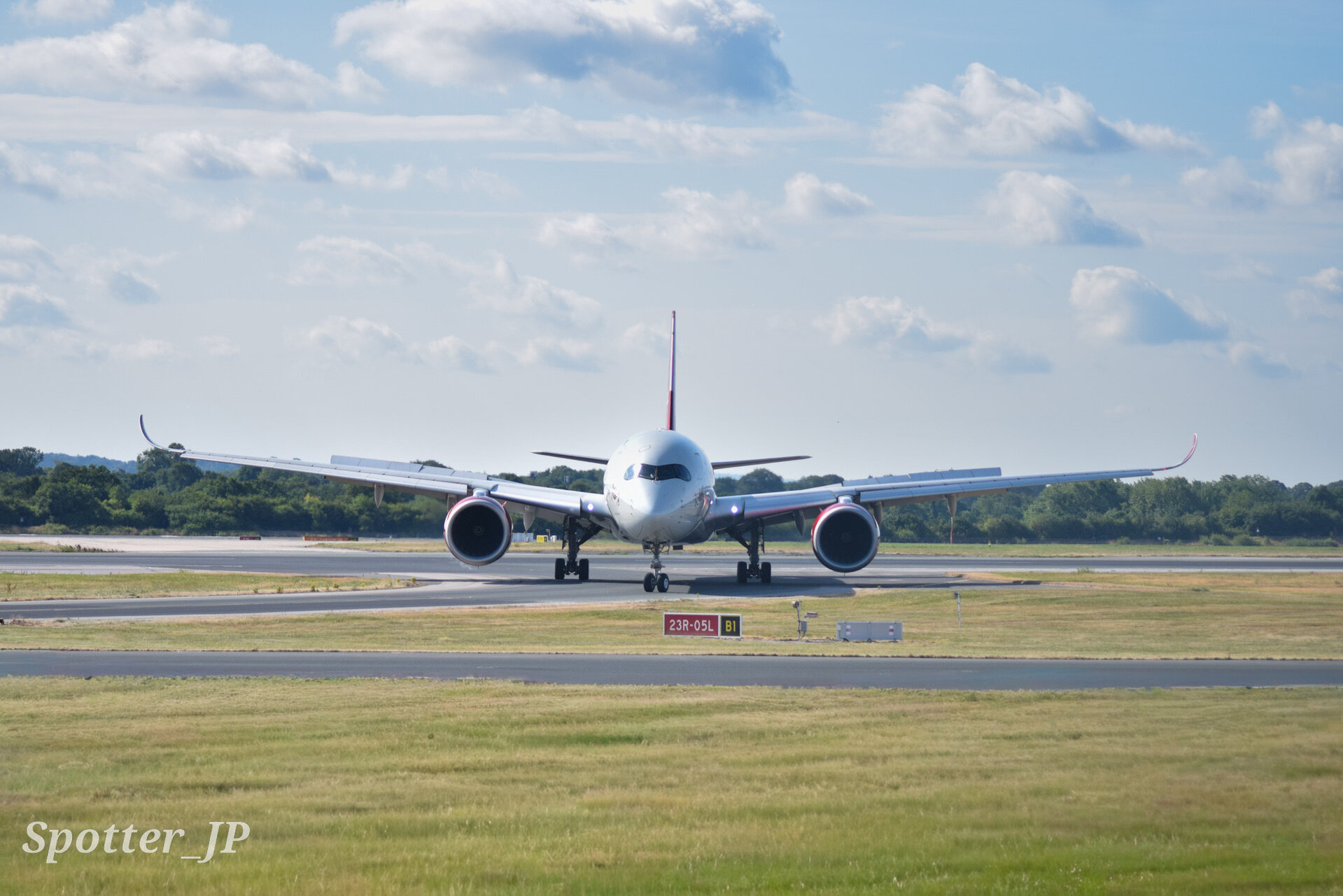 Airbus A350-900