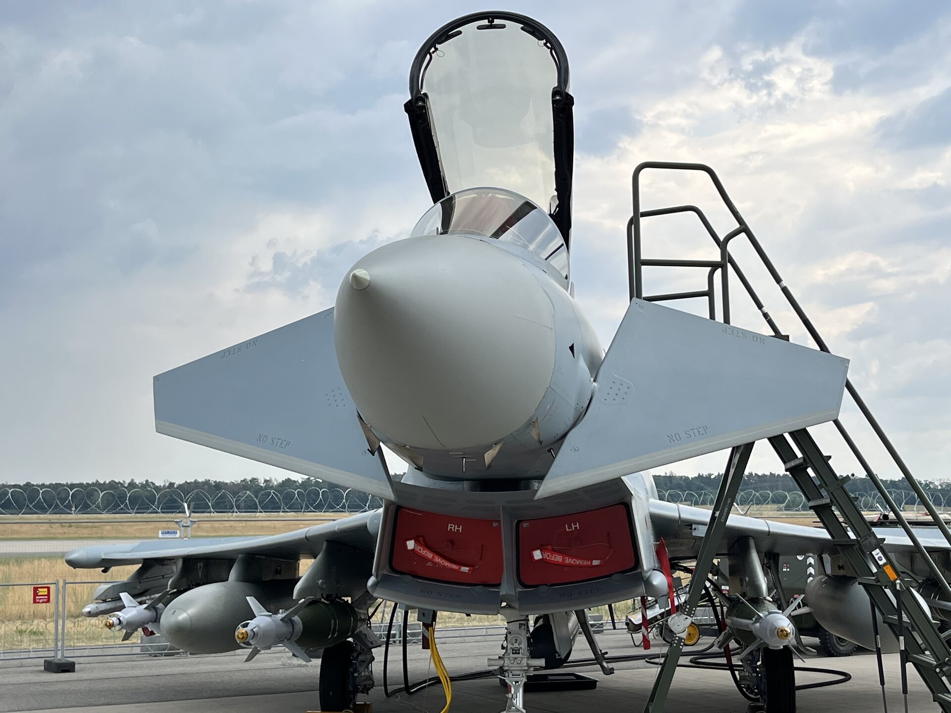 Eurofighter GmbH Eurofighter Typhoon