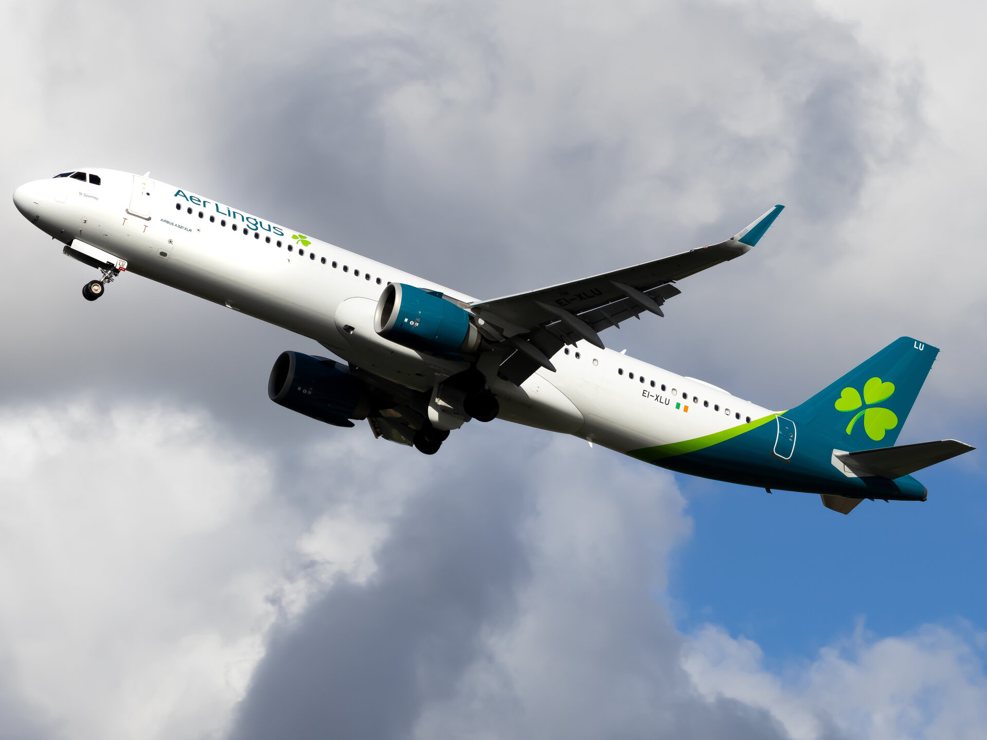 Airbus A321neo LR