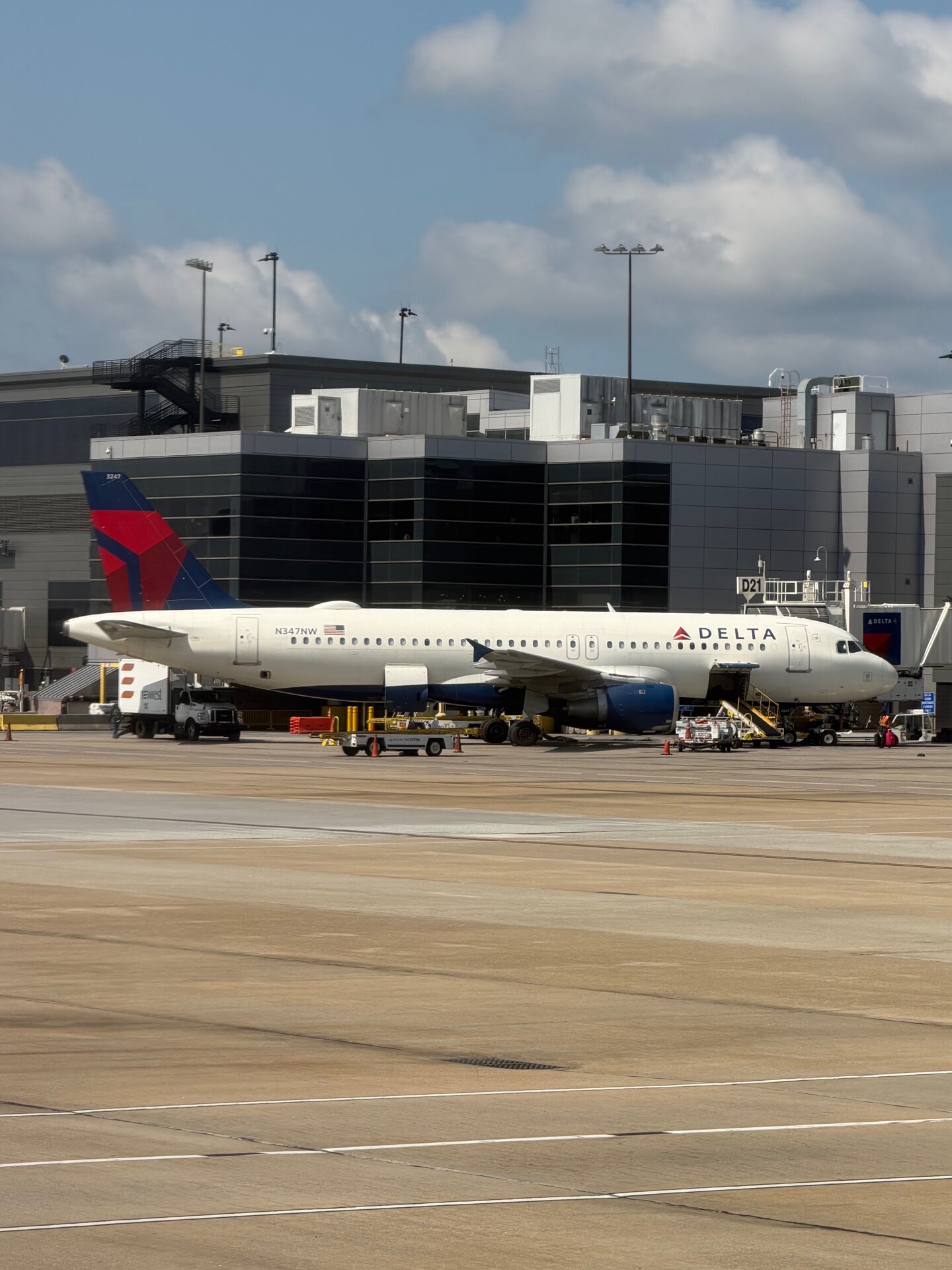 Airbus A320-212