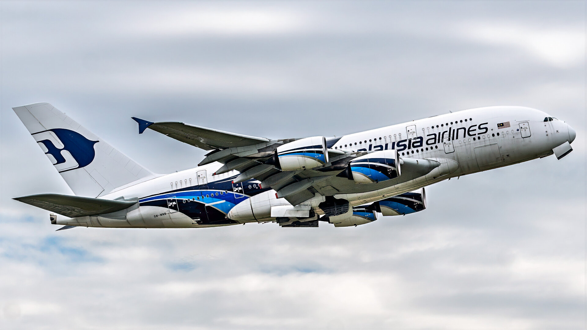 Airbus A380-841