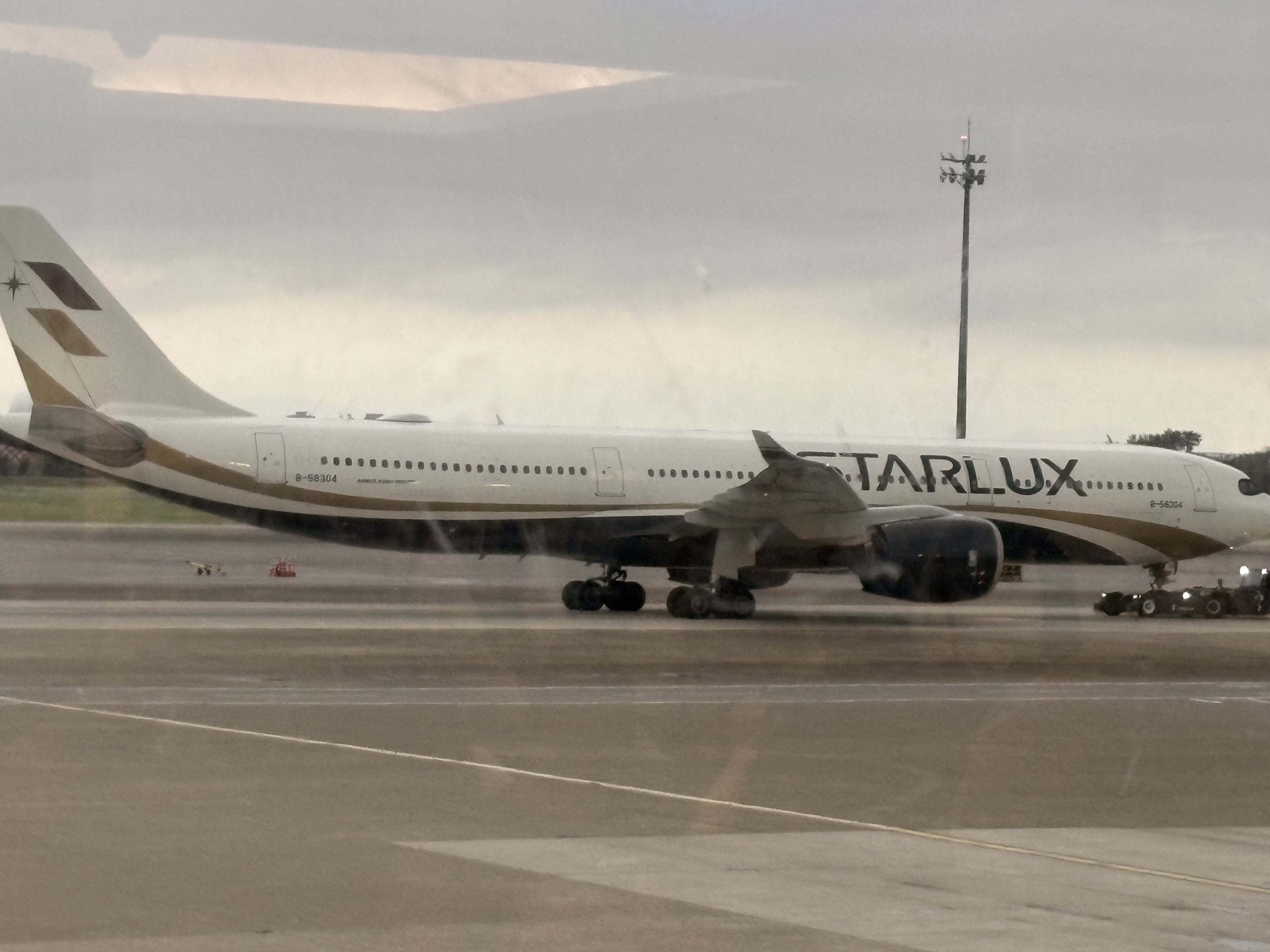 Airbus A330-941