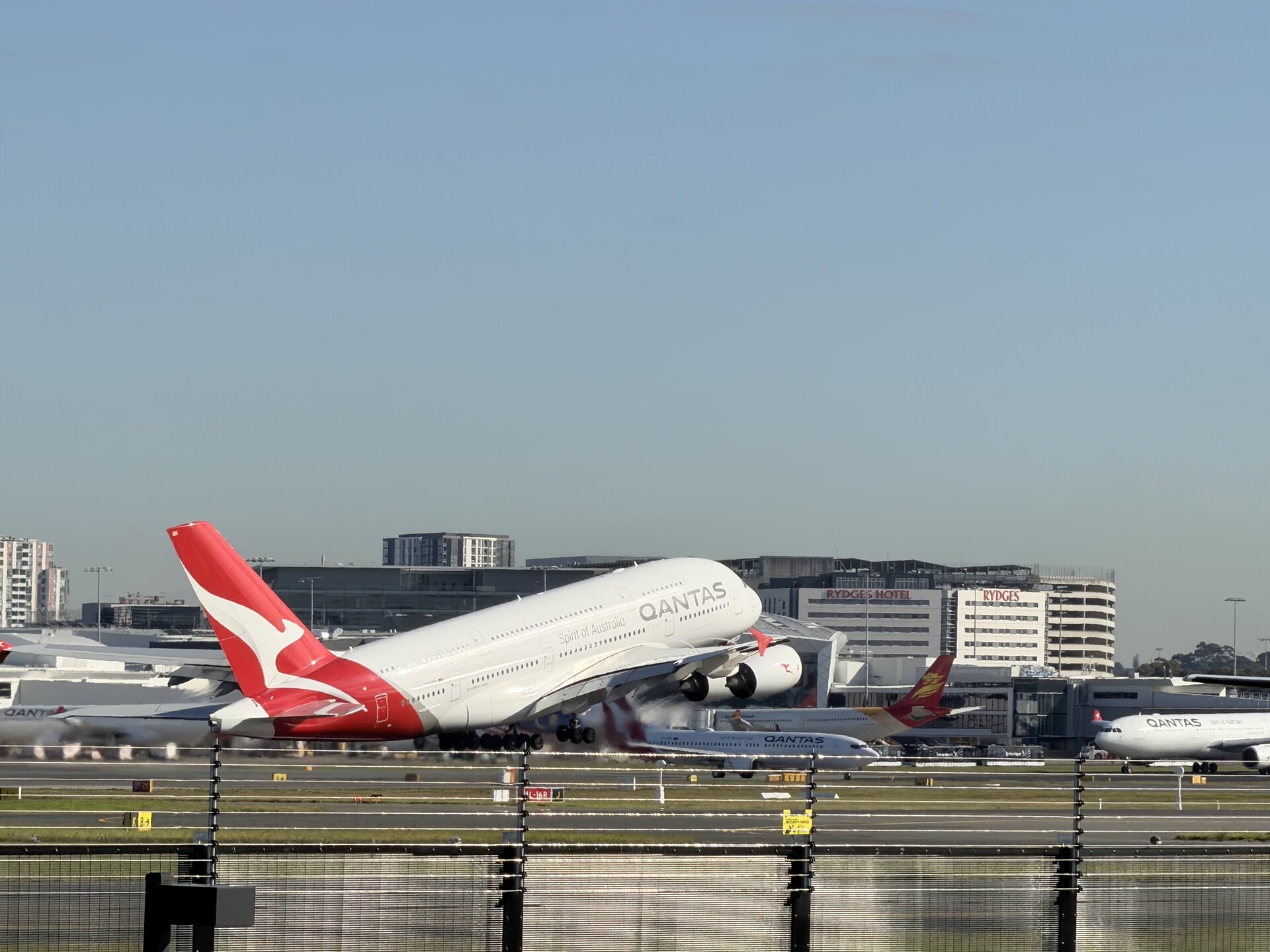 Airbus A380-800