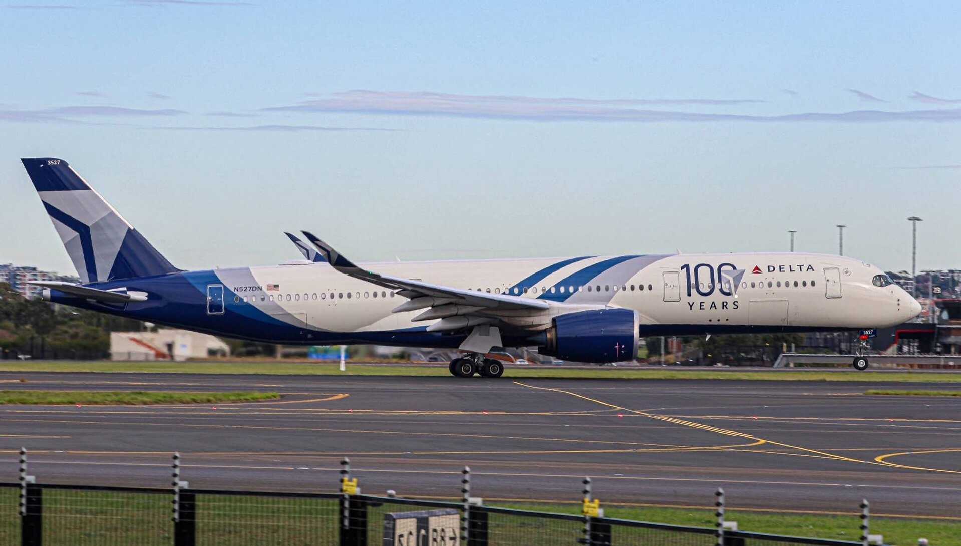 Airbus A350-941