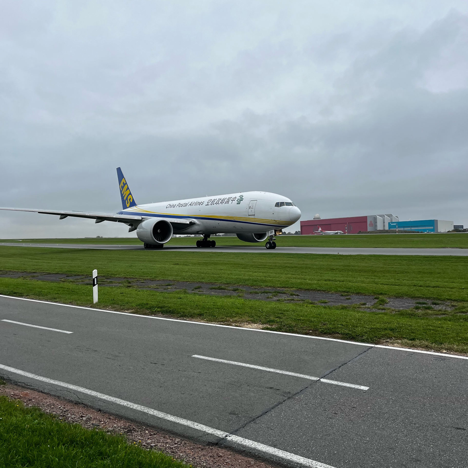 Boeing 777F (Freighter)