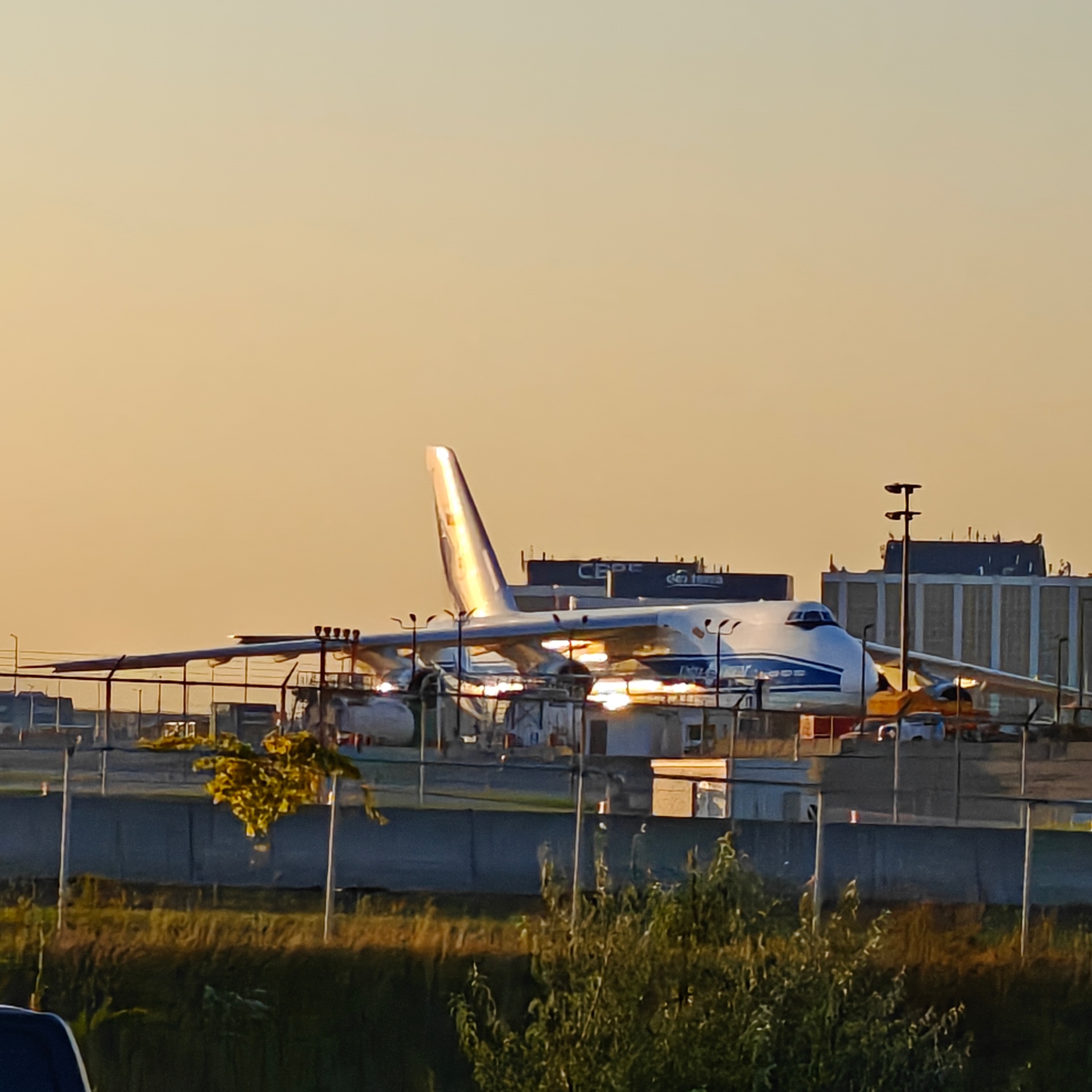 Antonov An-124 Ruslan