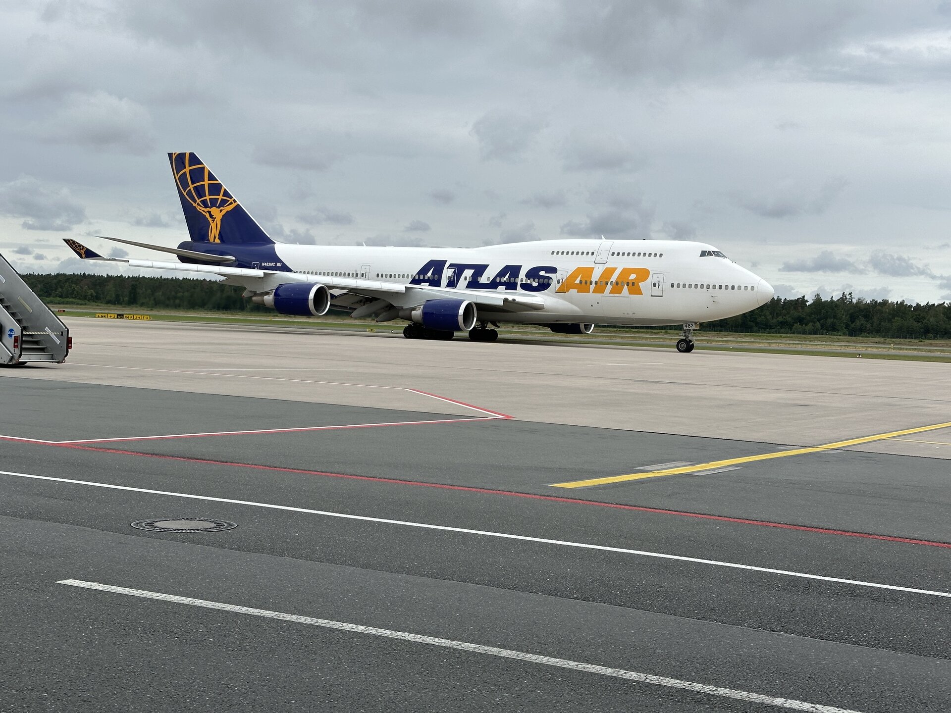 Boeing 747-400