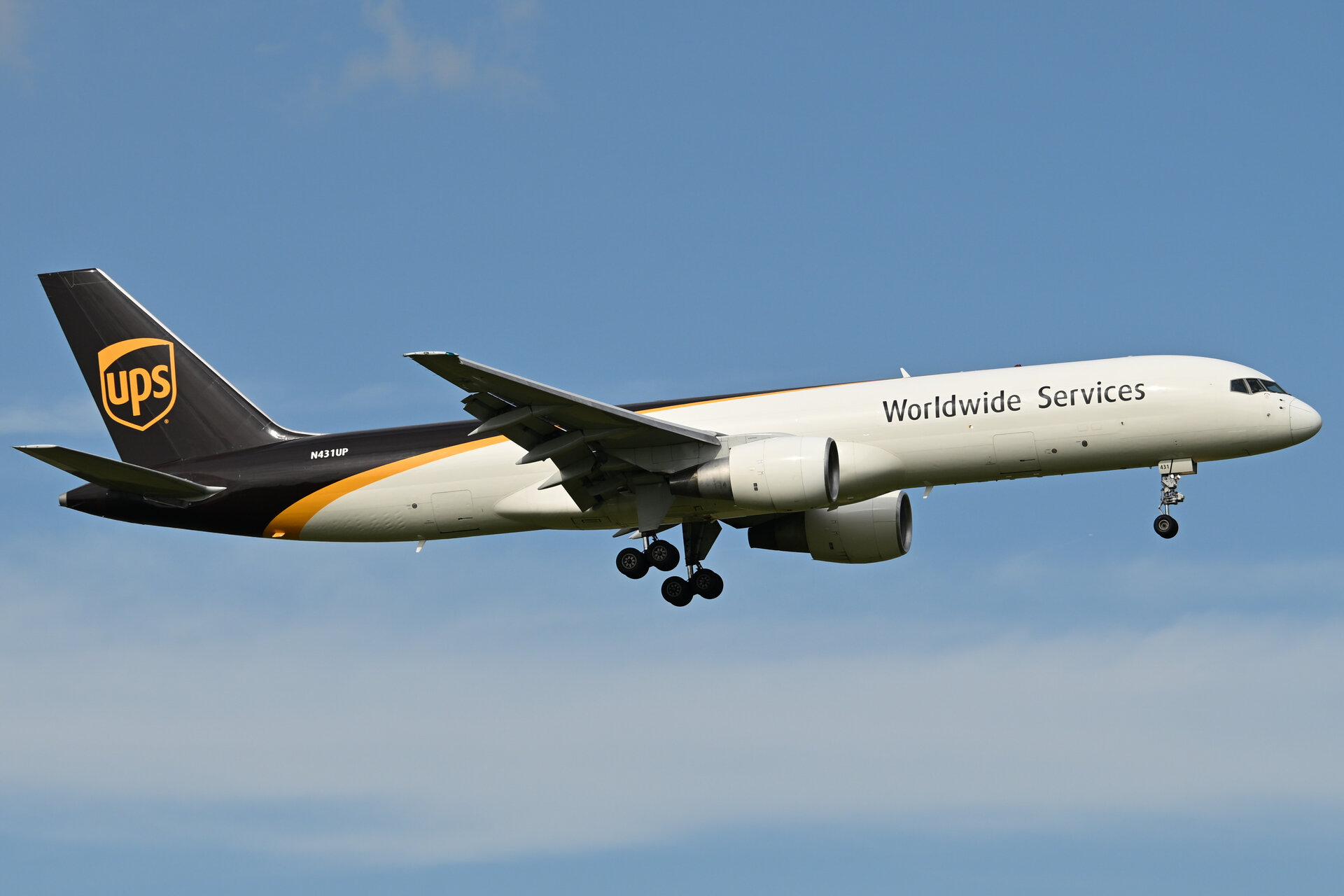 Boeing 757-24APF