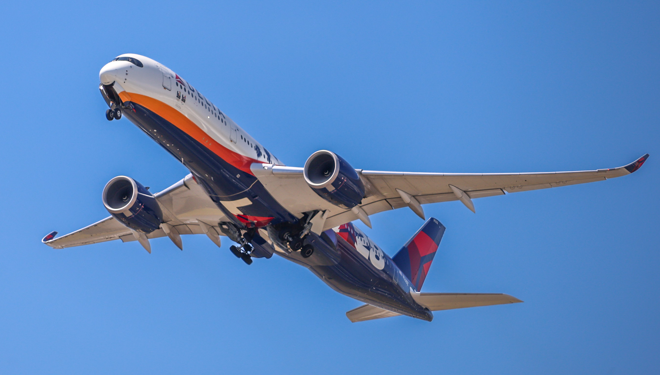 Airbus A350-900