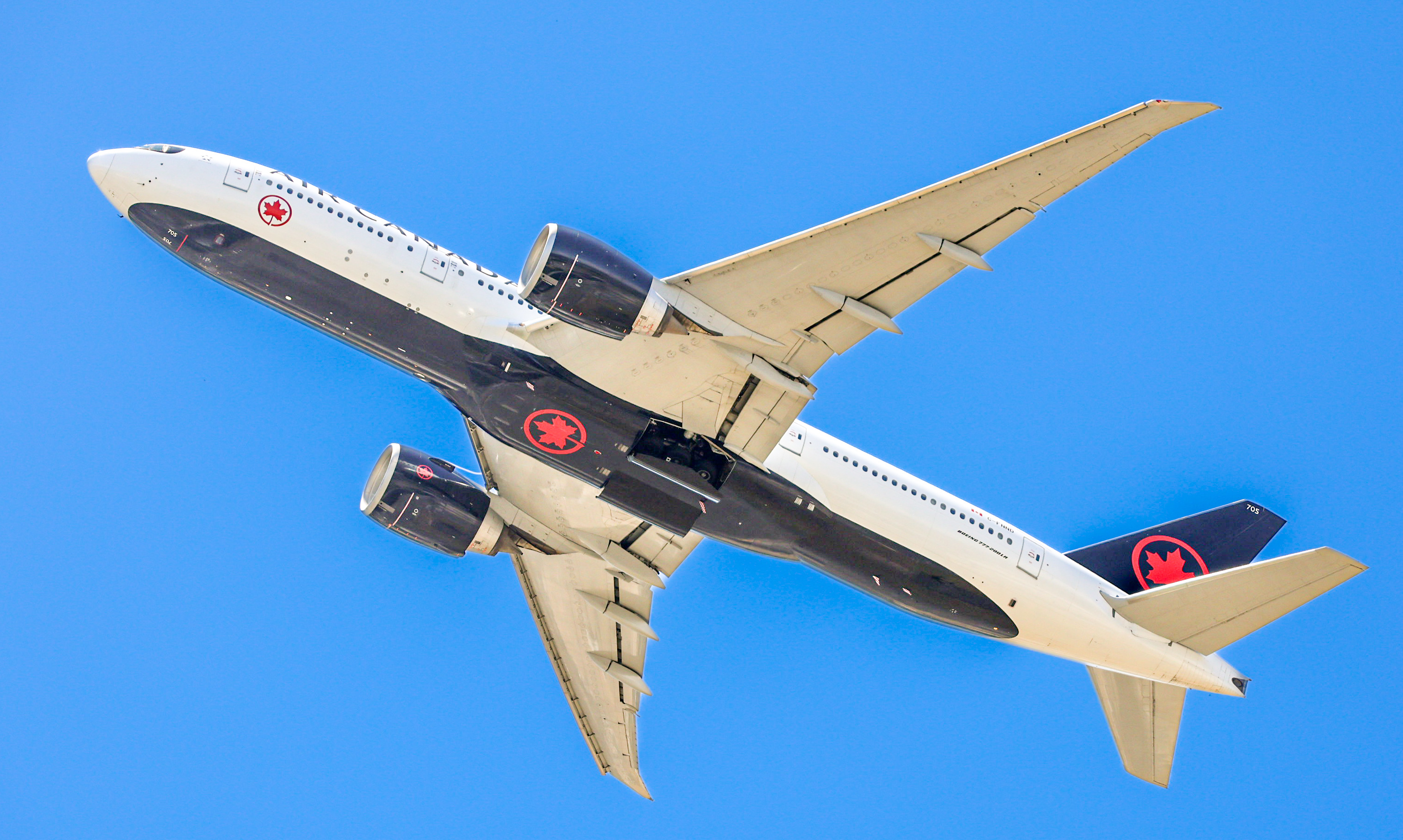 Boeing B777-200LR