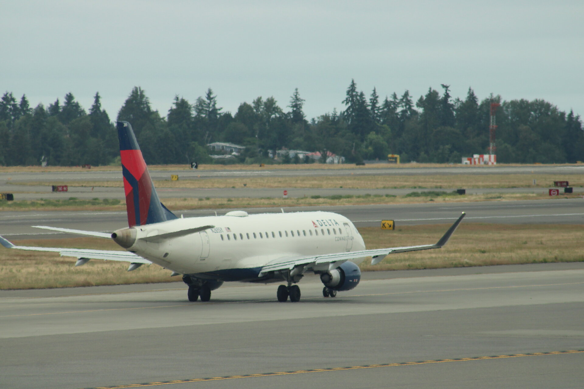 Embraer Embraer 170