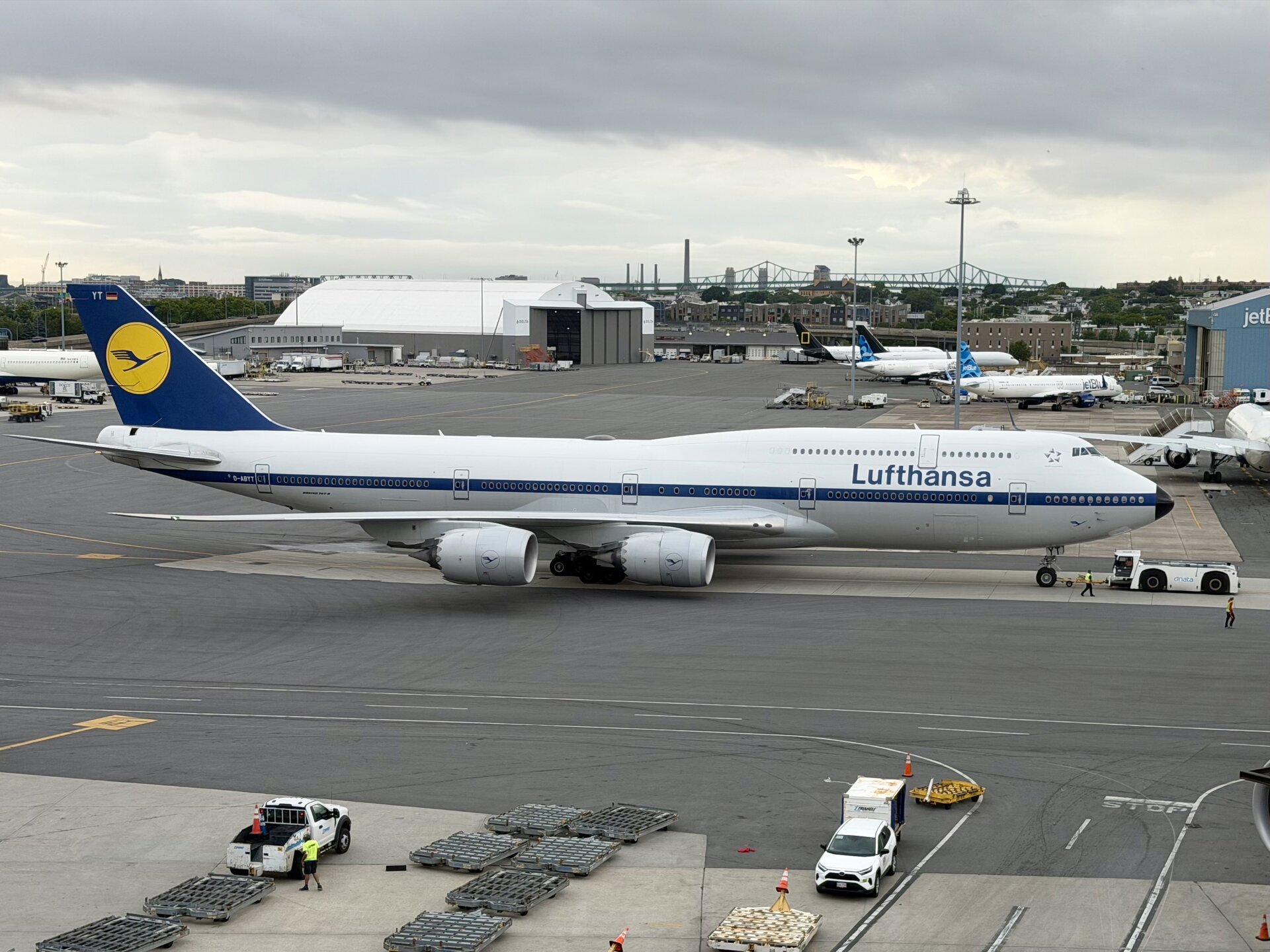 Boeing 747-8 Intercontinental