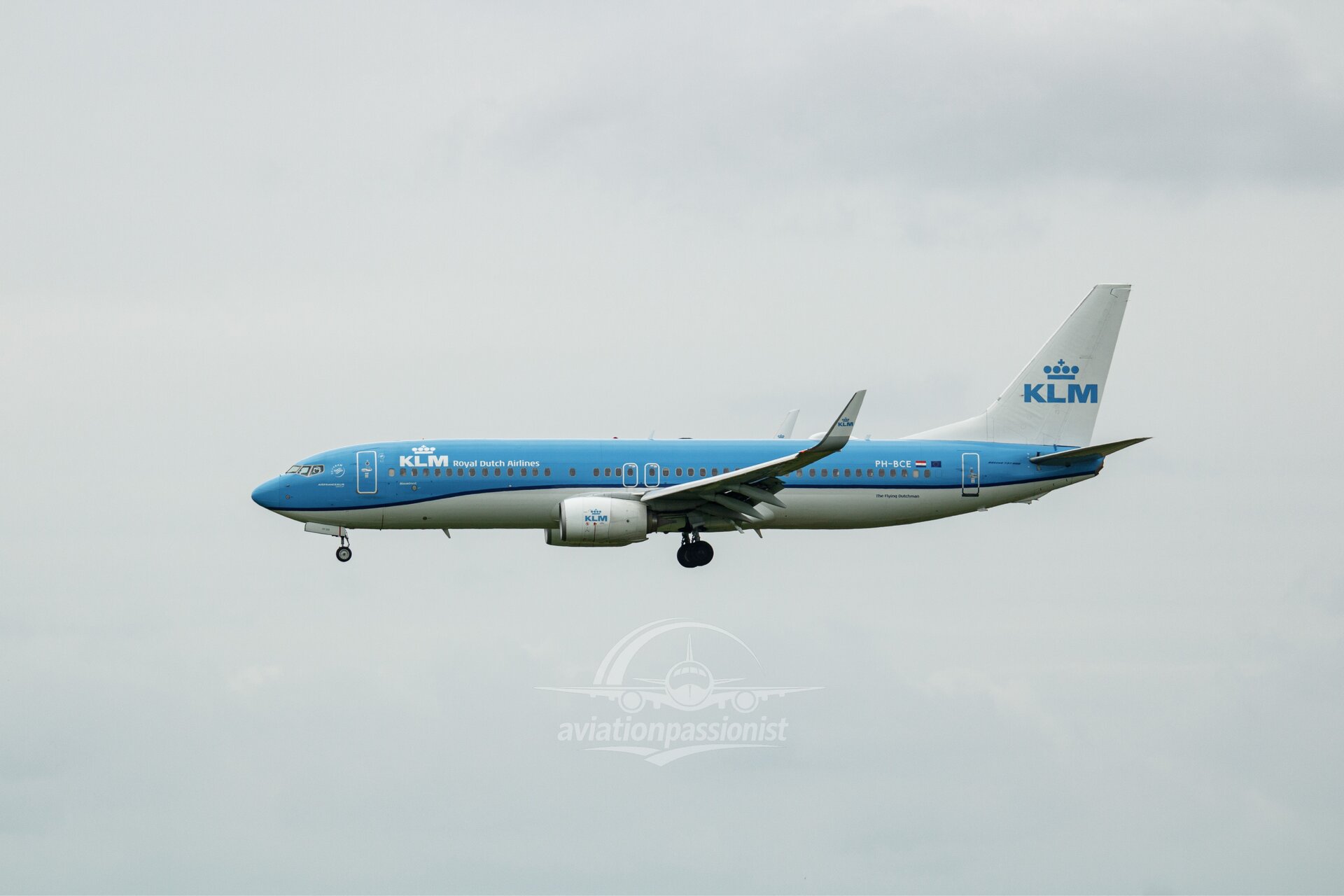 Boeing 737-8K2 (737-800)