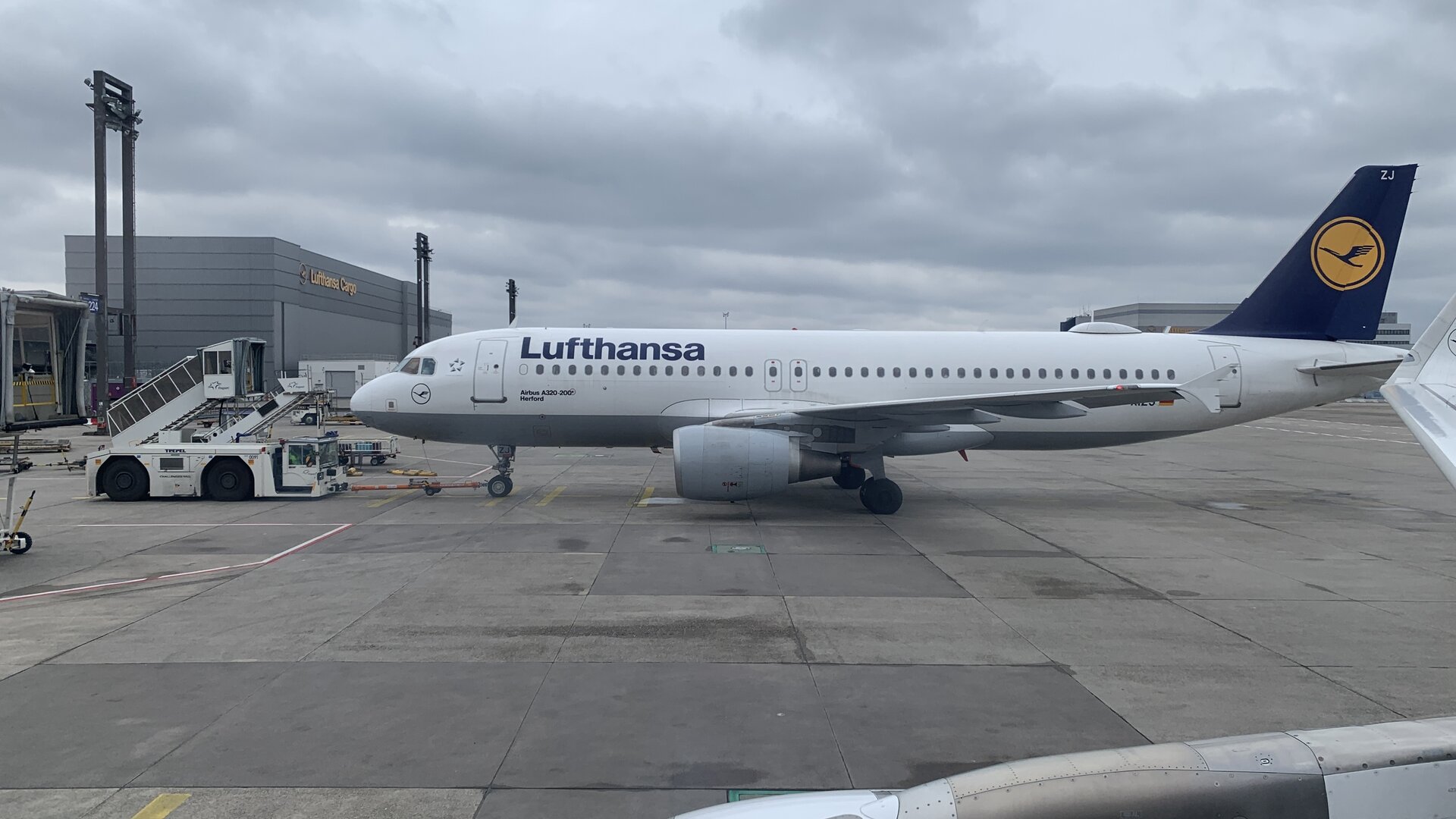 Airbus A320-200