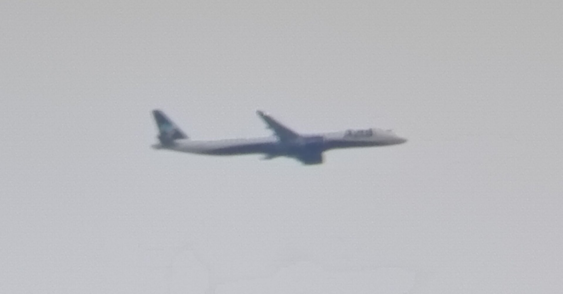 Embraer E195 E-2