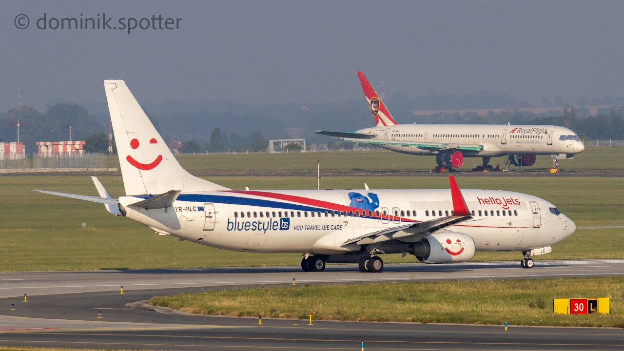 Boeing 737-800