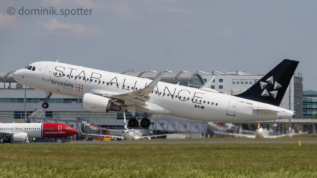Airbus A320-200
