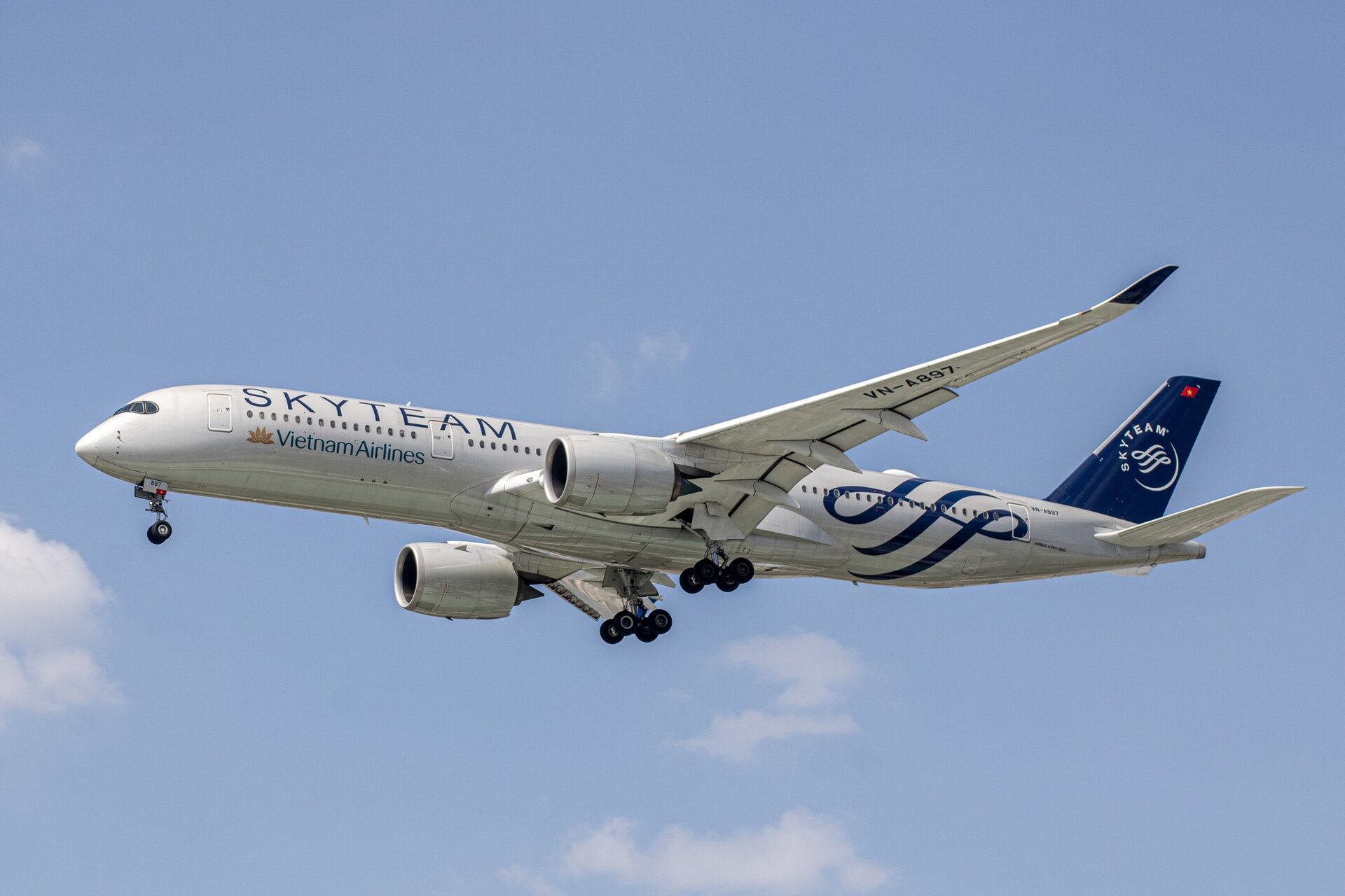 Airbus A350-900
