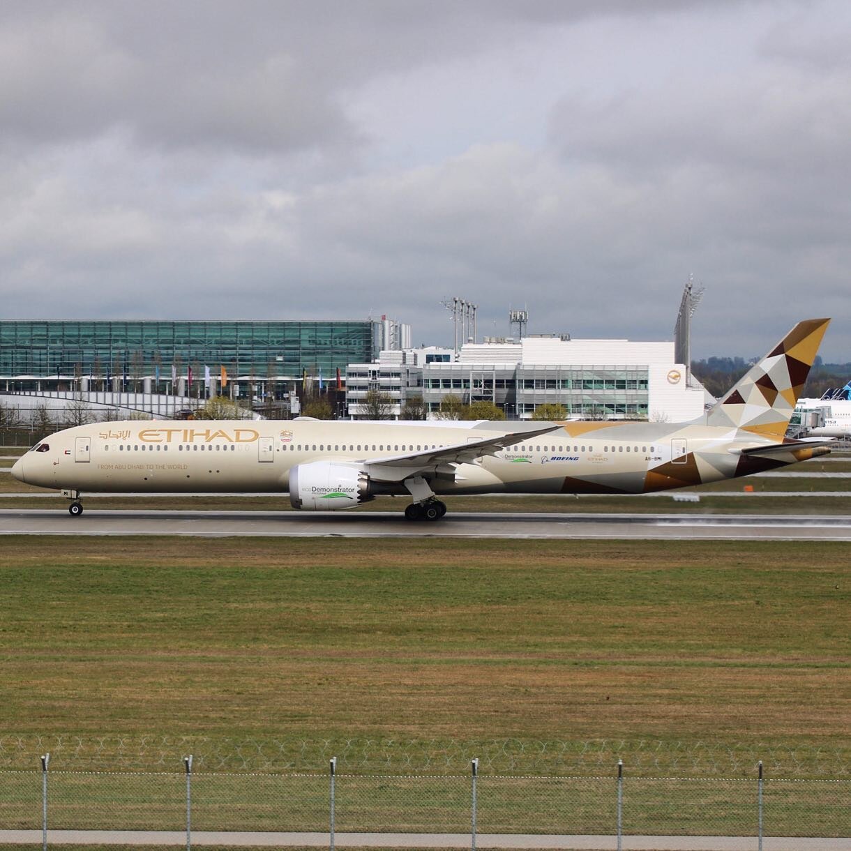 Boeing 787-10 Dreamliner