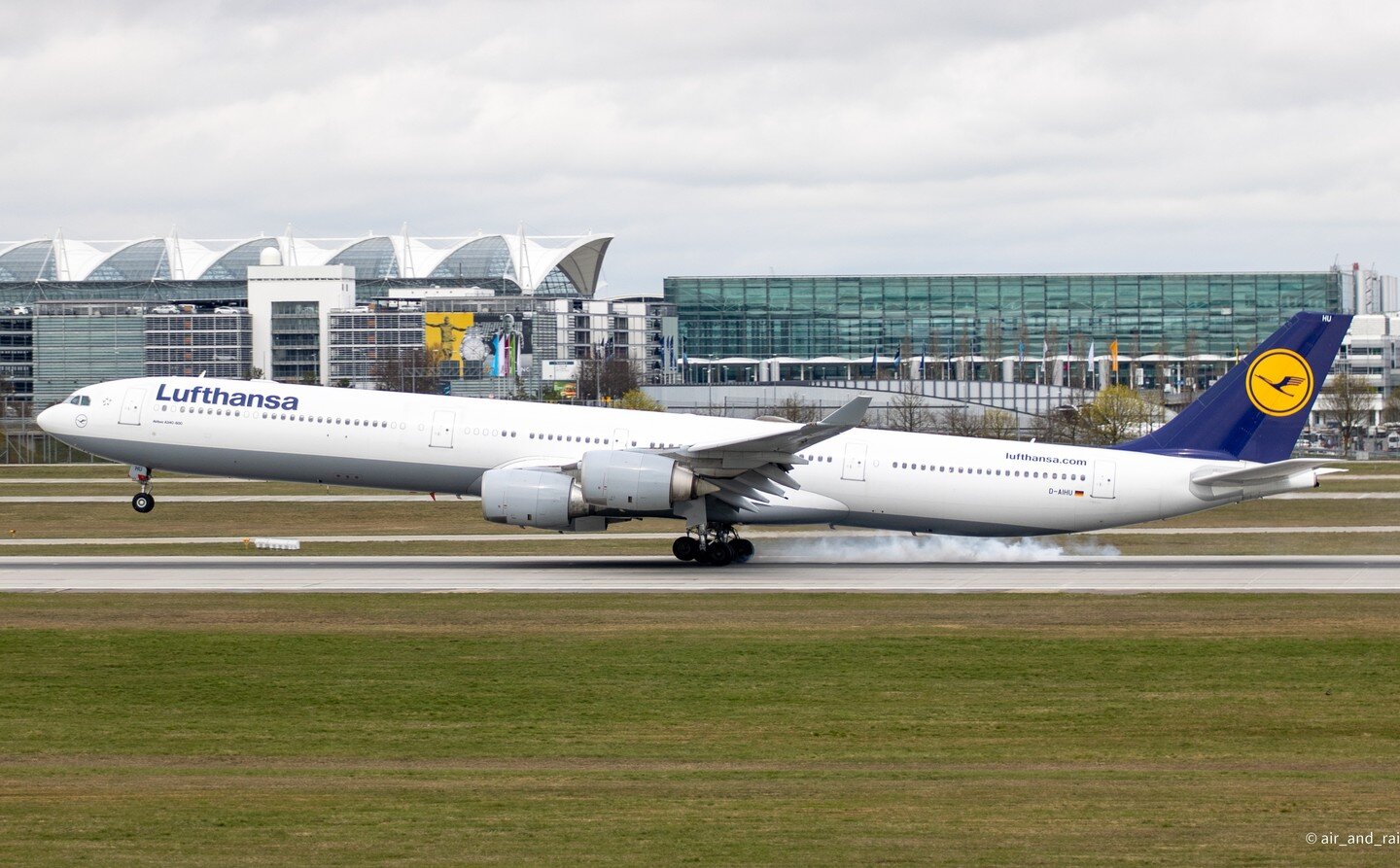 Airbus A340-642