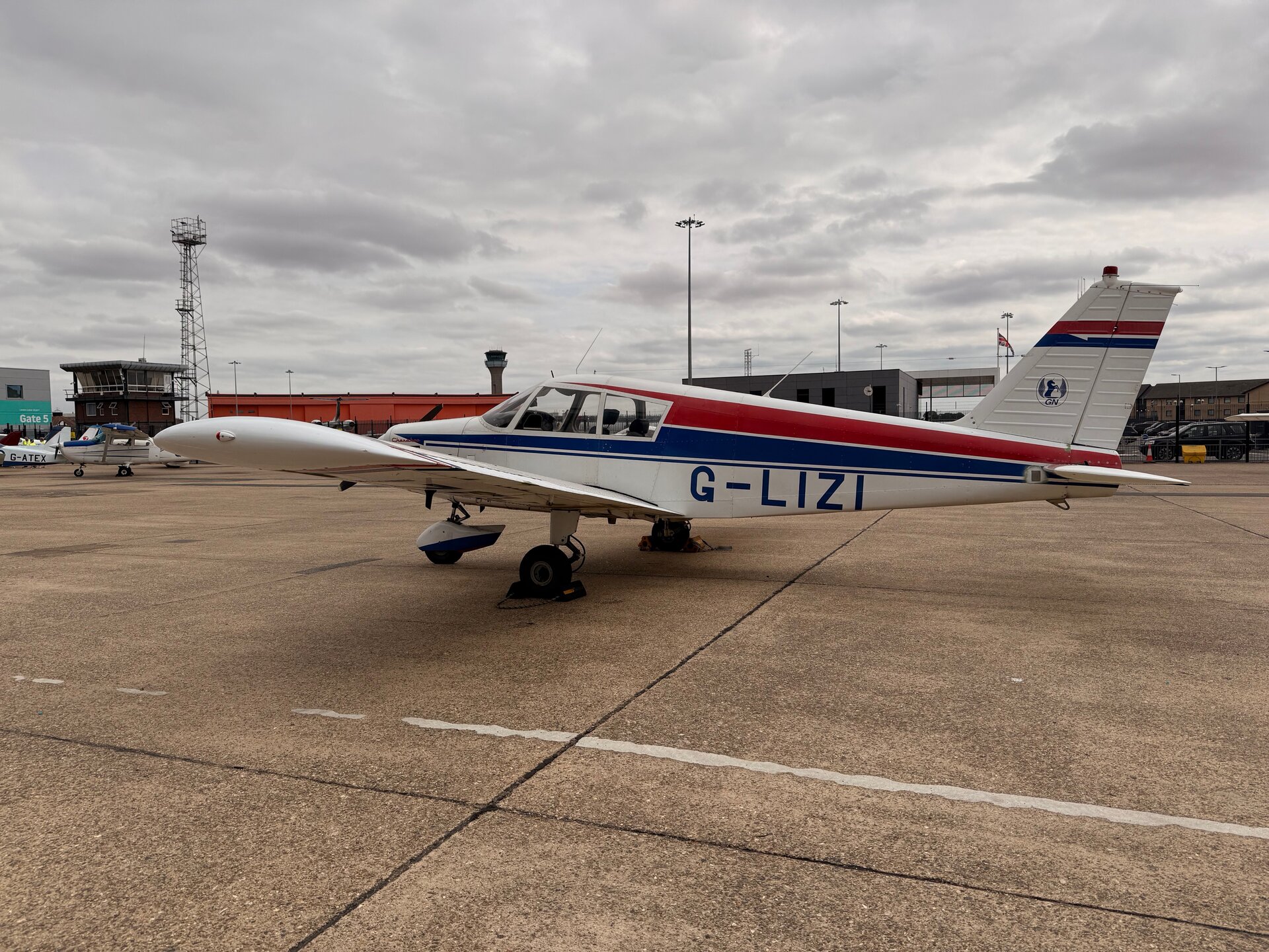 Piper PA-28 Cherokee (Warrior/Archer/Cadet variant likely)